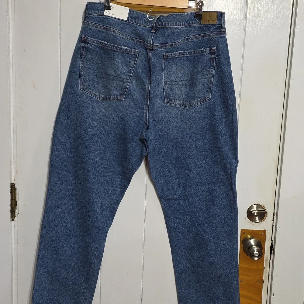 NWT American Eagle Super High-Rise Straight Jeans Womens Distressing Sz 18/34x29 - Picture 9 of 14